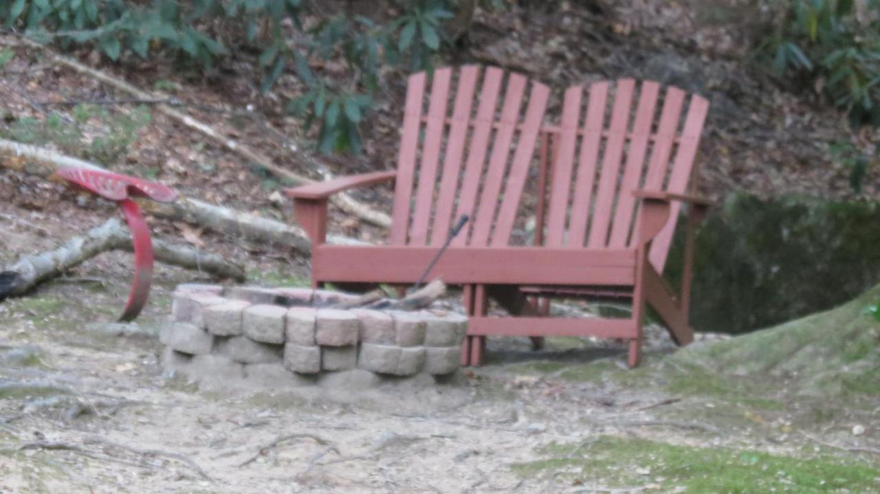 פיג'ן פורג' Cozy Creek Cabin מראה חיצוני תמונה